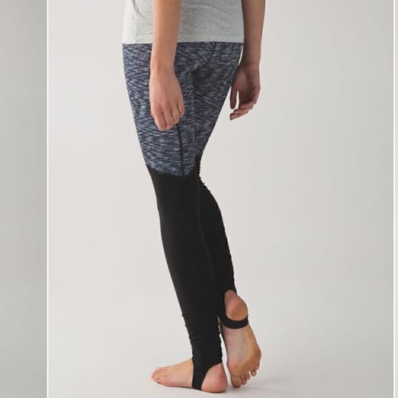 Lululemon Wunder Under Pant *Stirrup in Dramatic Static White Black / Black - Picture 2 of 16